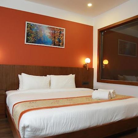Iritti Hotel Sky Paradise מראה חיצוני תמונה