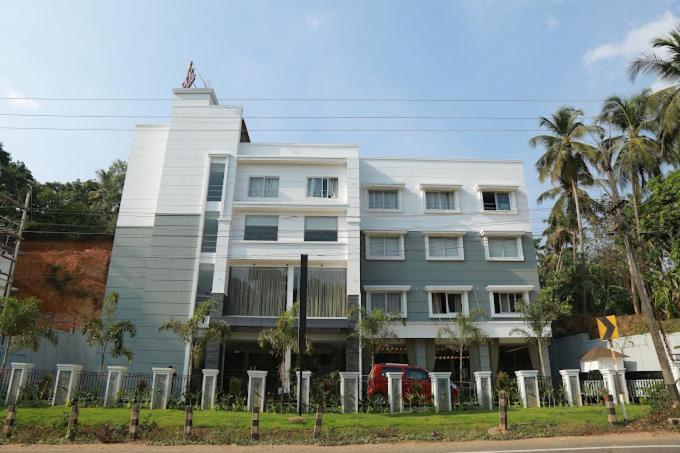 Iritti Hotel Sky Paradise מראה חיצוני תמונה